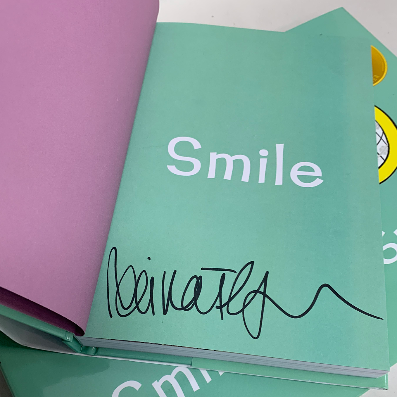 Smile HC, signed by Raina Telgemeier! – CBLDF - Rewards Zone